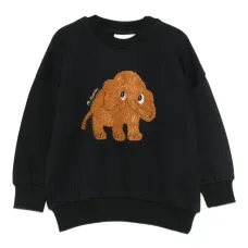 Толстовка с вышивкой