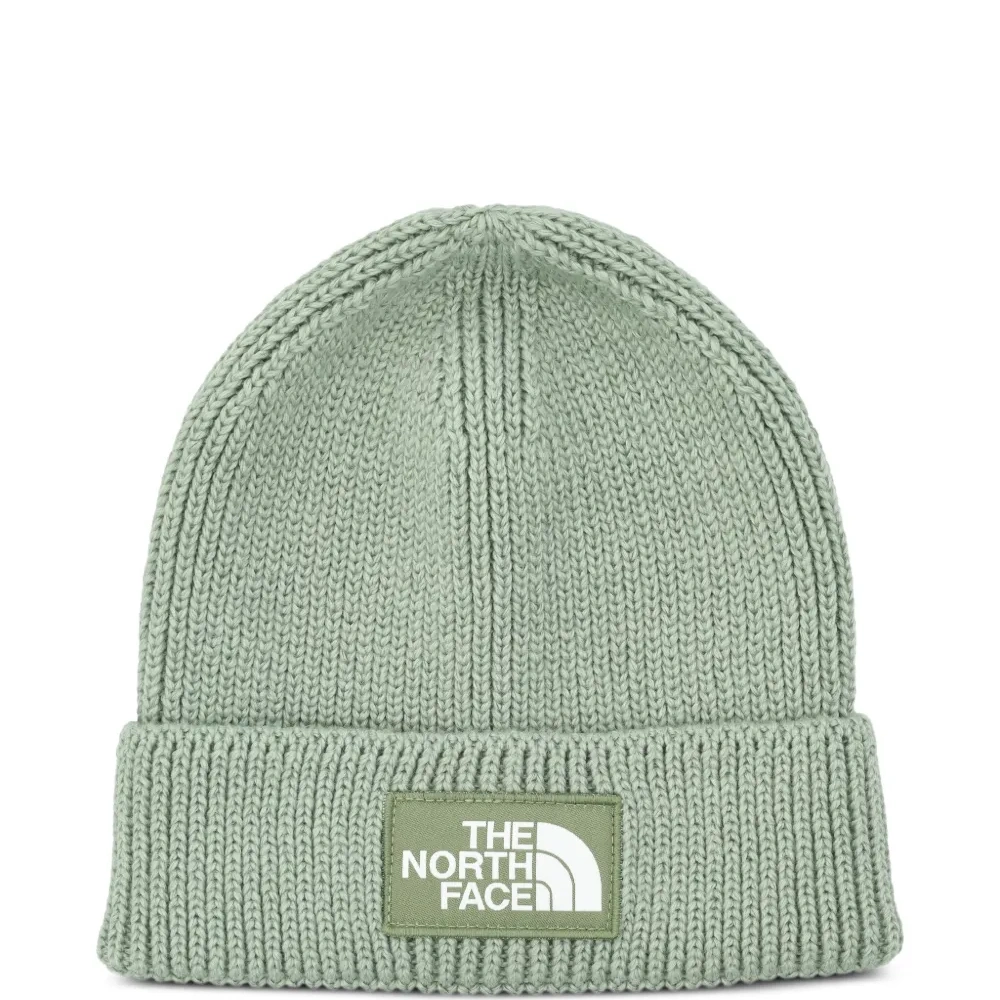 Шапка бини с нашивкой-логотипом