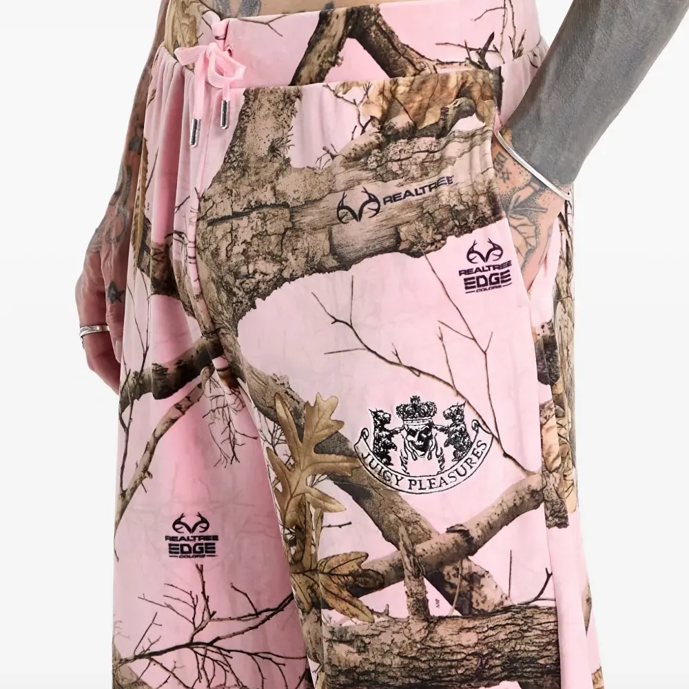Велюровые спортивные брюки Realtree из коллаборации с Juicy Couture