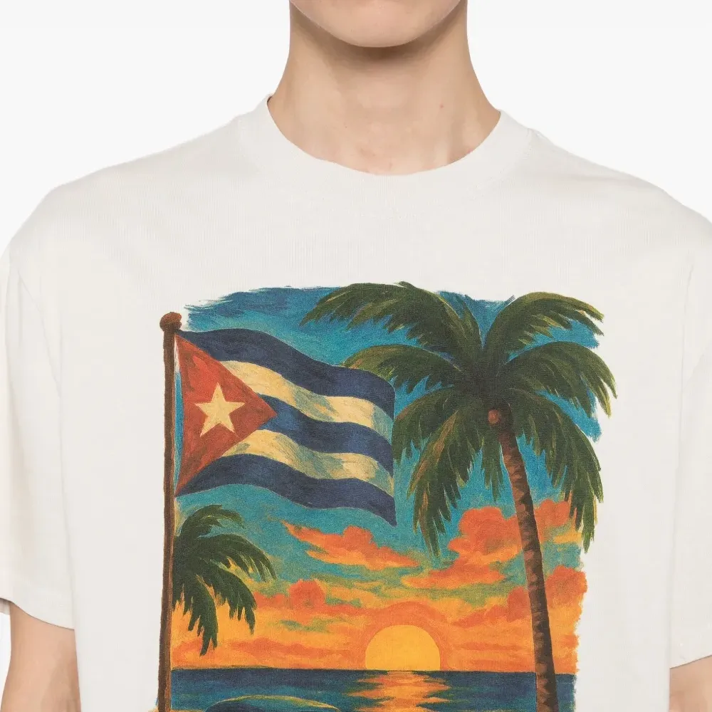 Футболка с графичным принтом