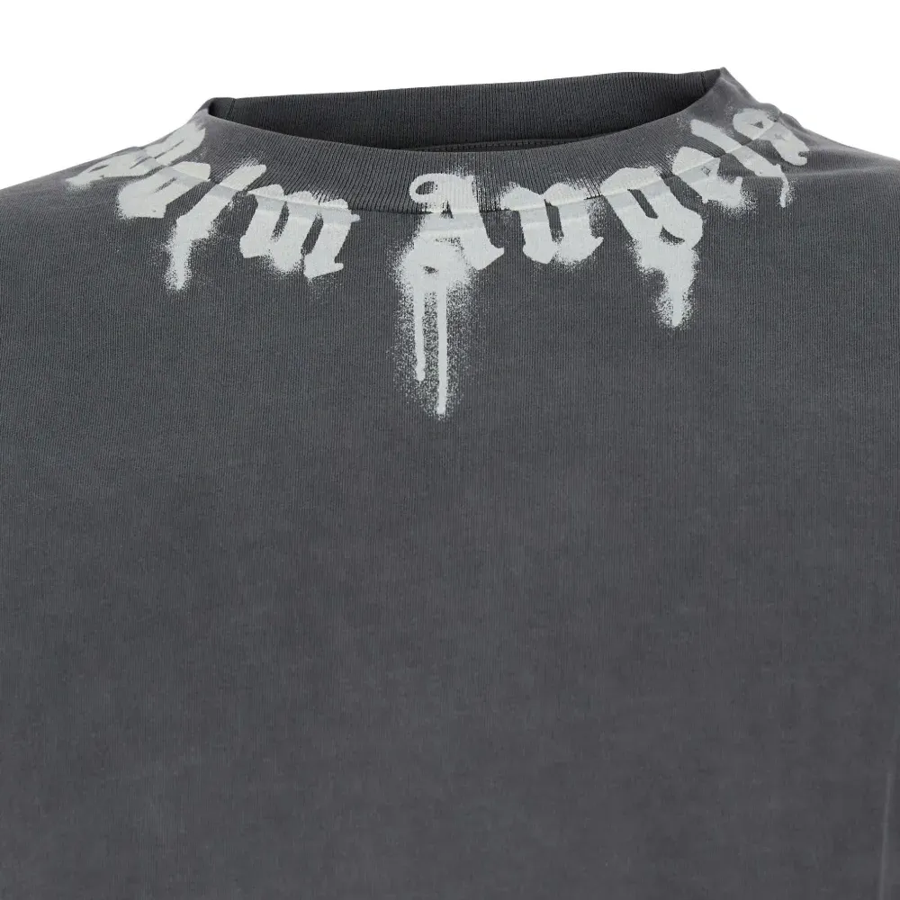 Футболка с логотипом