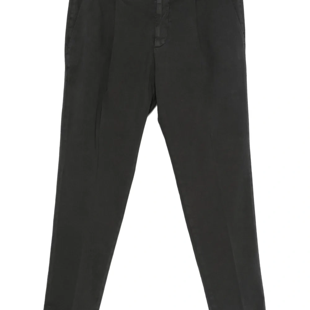 Брюки со складками