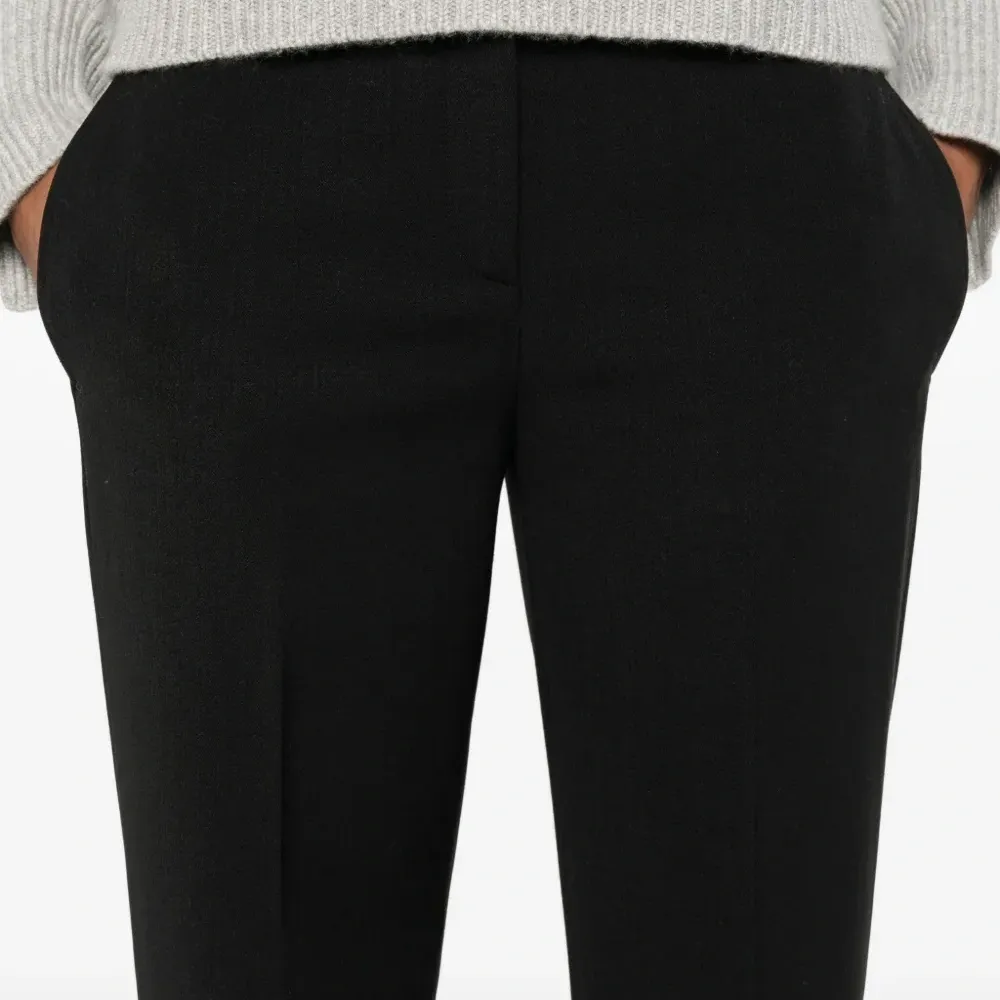 Брюки с застежкой на пуговицах