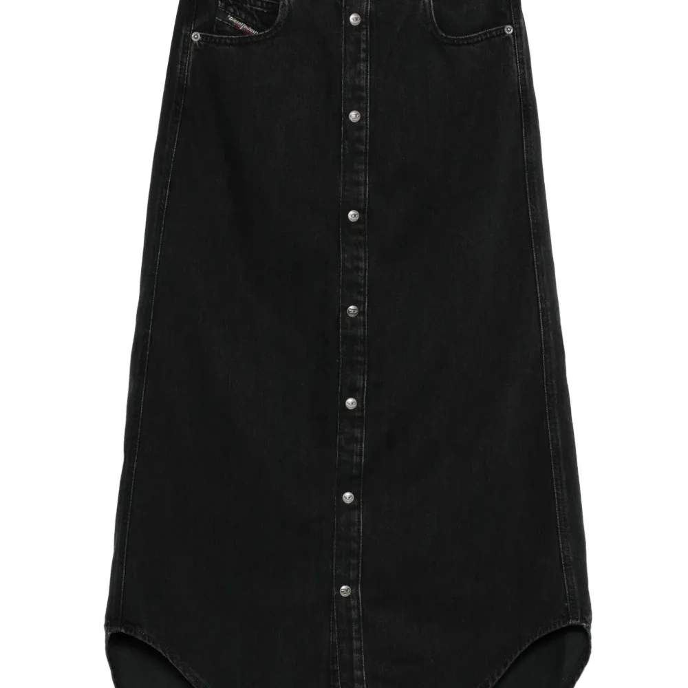 Джинсовая юбка на пуговицах Джинсовая юбка на пуговицах