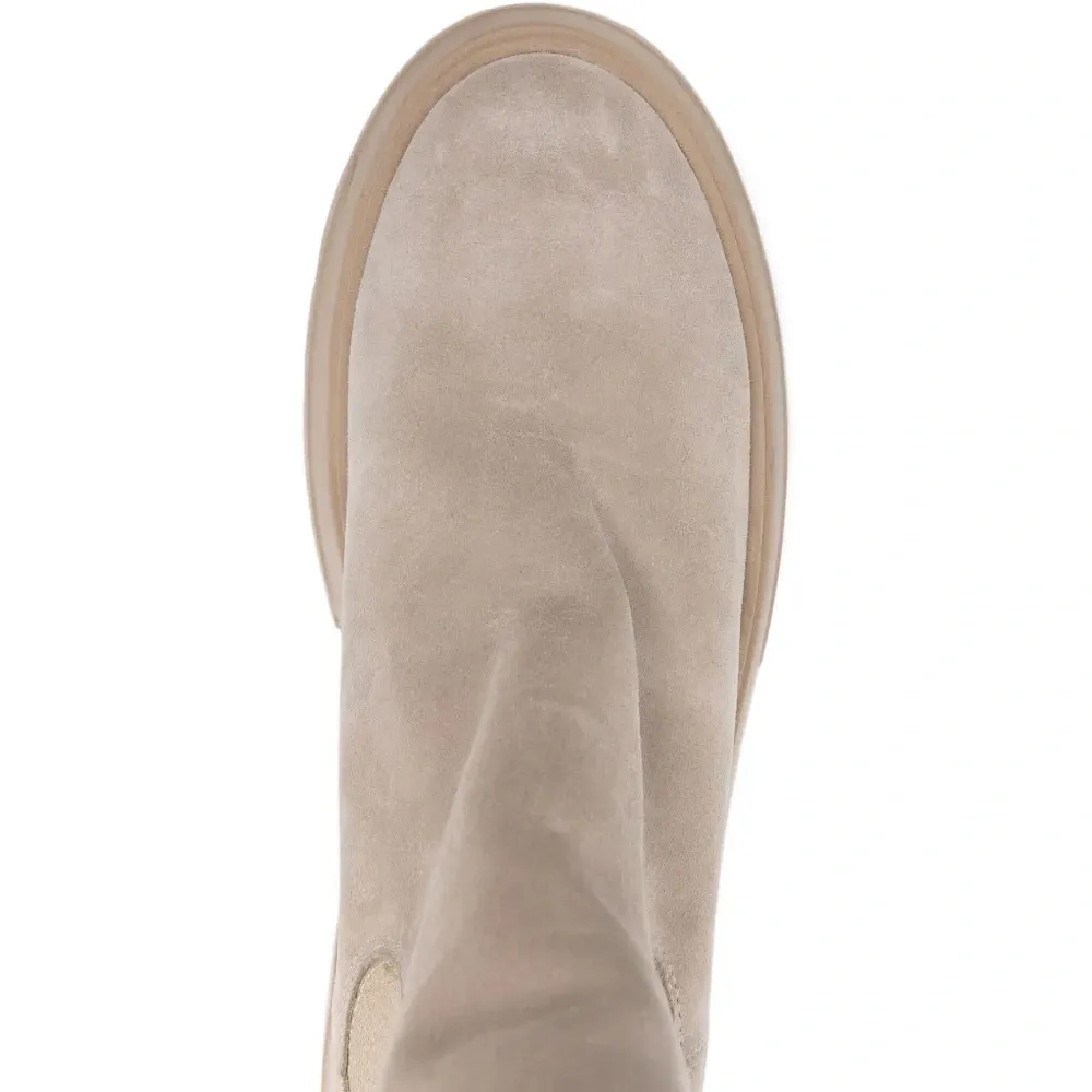 Ботинки на платформе