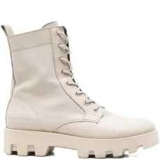 Массивные ботинки на шнуровке