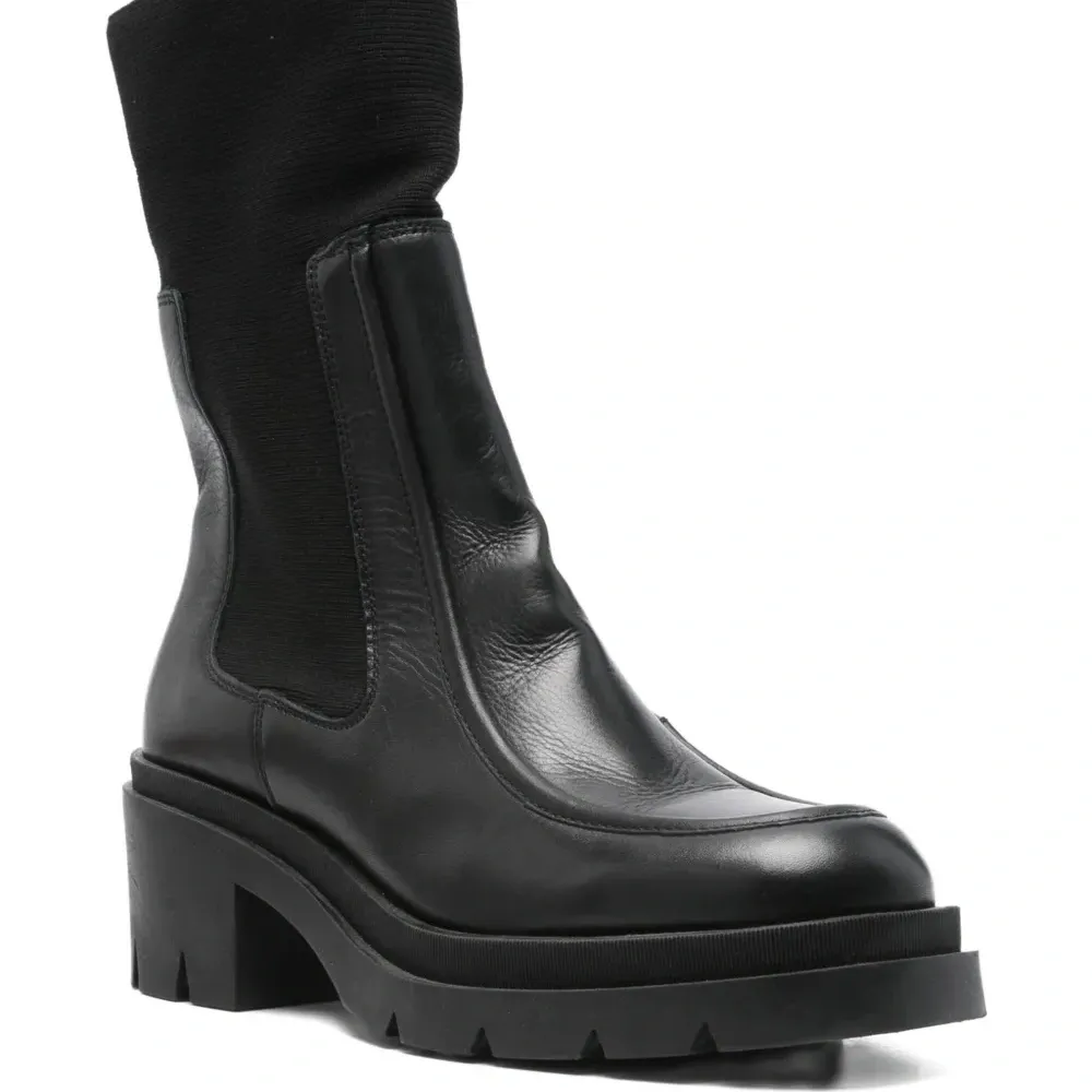 Ботильоны на блочном каблуке