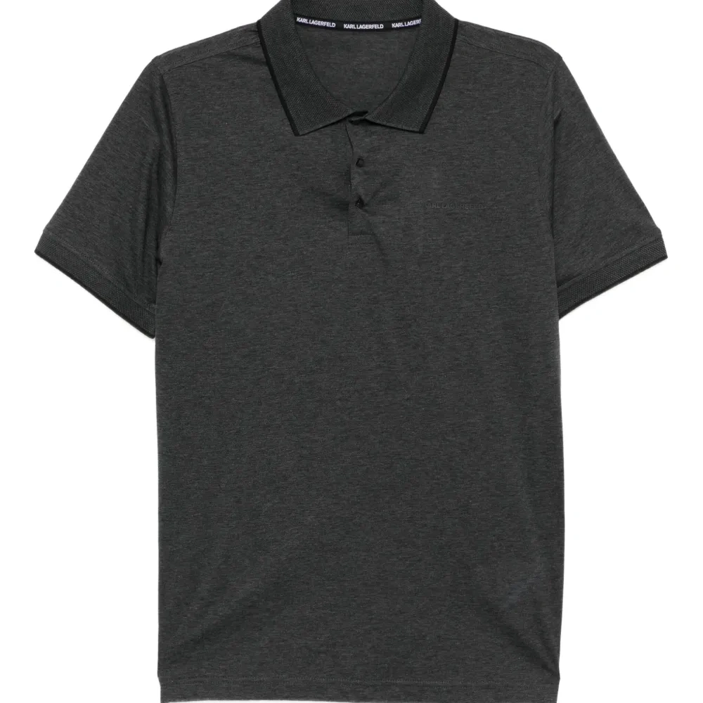 Рубашка поло с тисненым логотипом