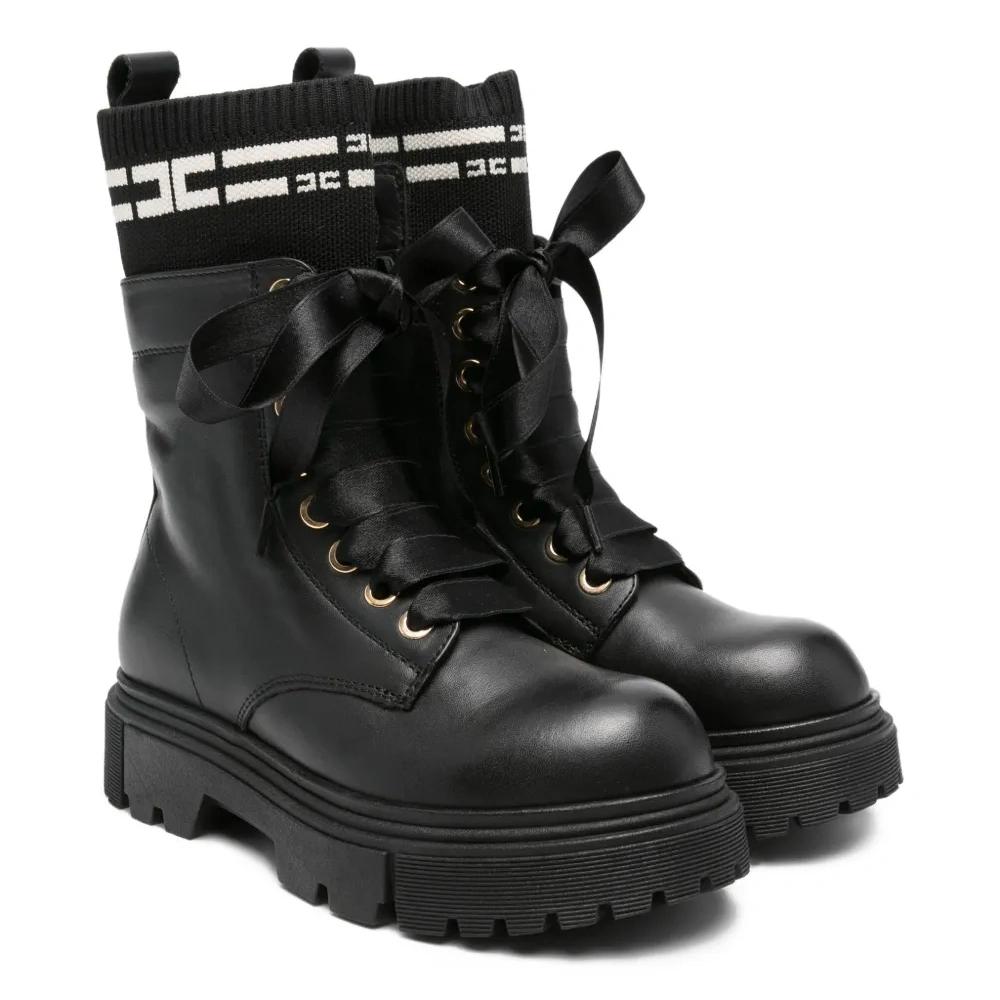 Ботинки на шнуровке с носочной вставкой