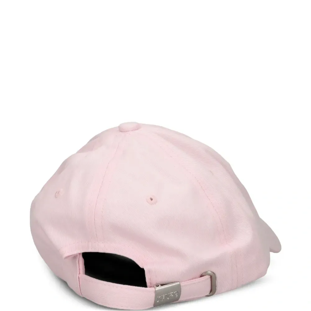 Бейсболка с логотипом Бейсболка с логотипом