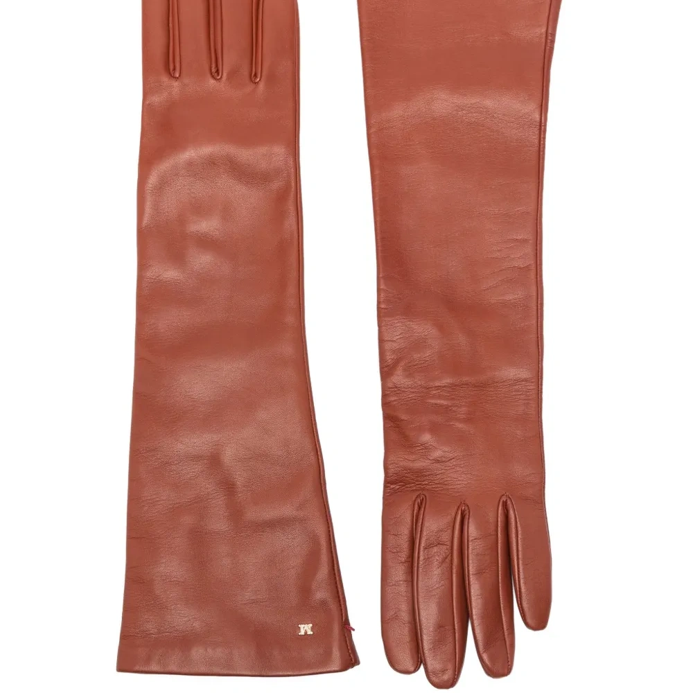 Кожаные перчатки