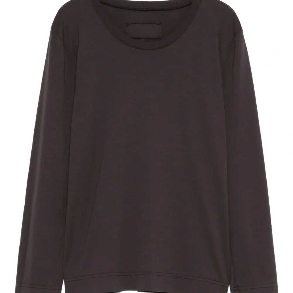 Футболка с длинными рукавами