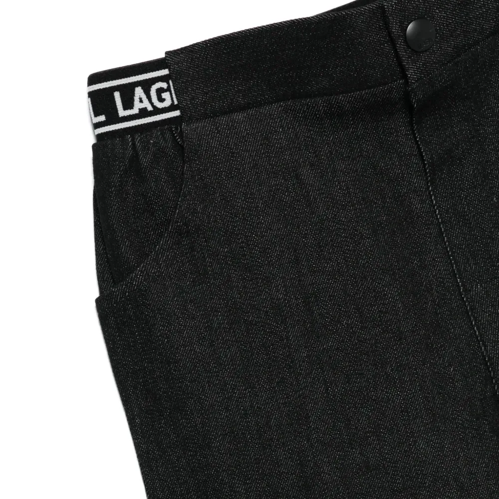 Комплект из топа и брюк с логотипом