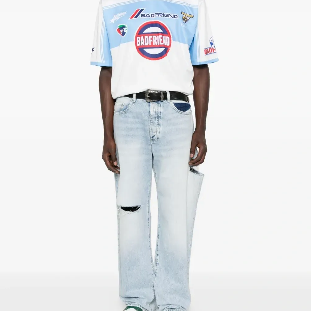 Футболка с графичным принтом и вставками