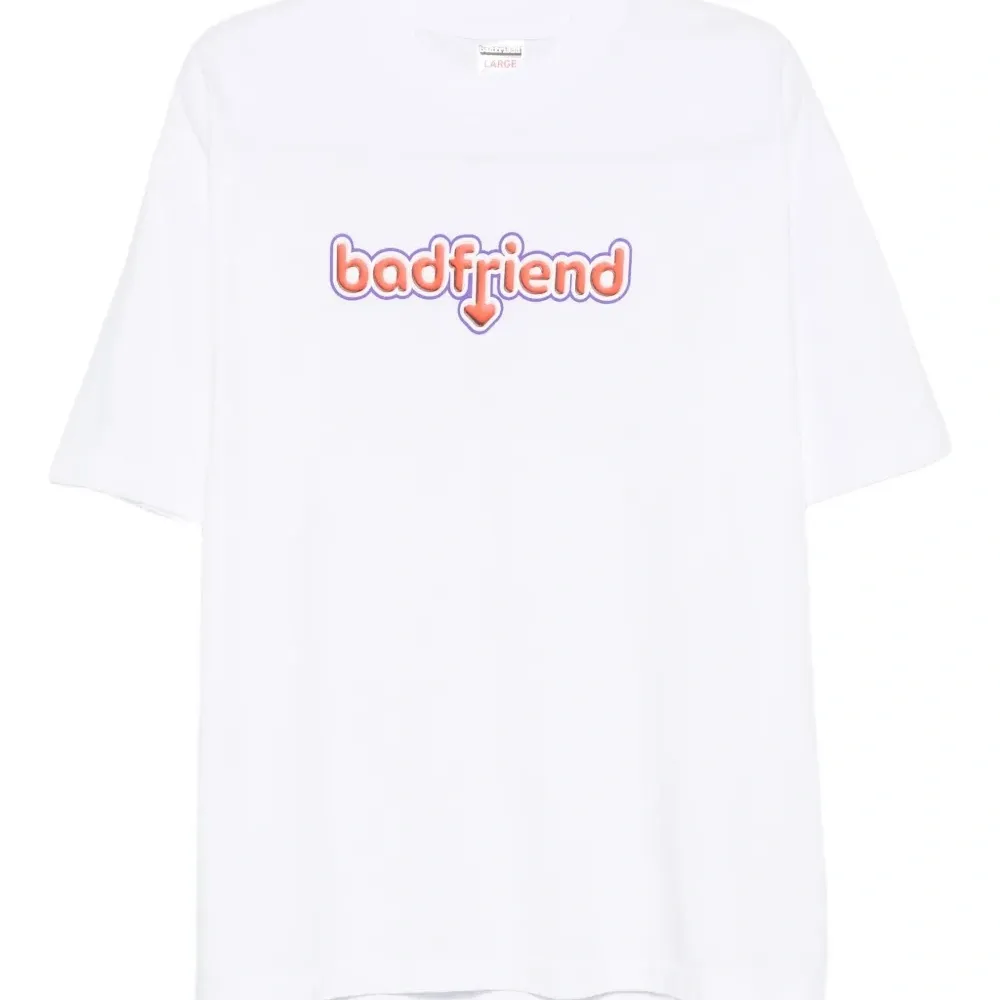 Футболка с круглым вырезом