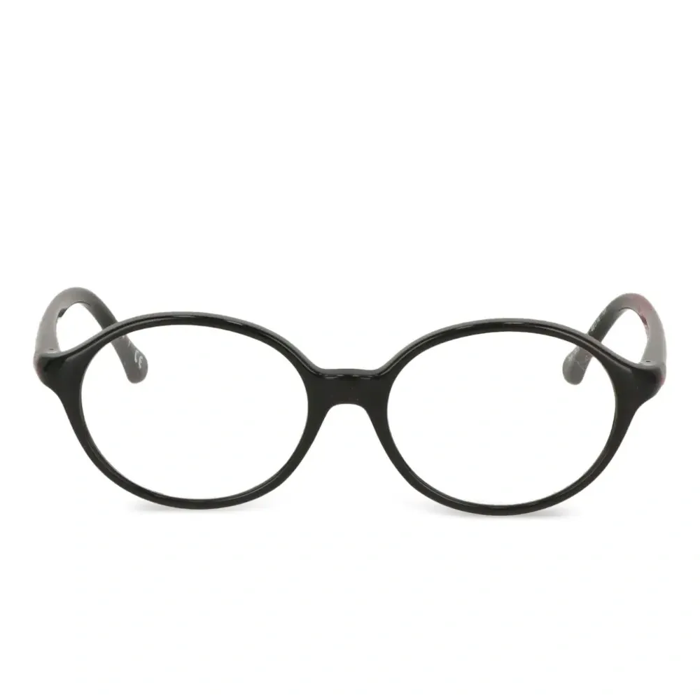Очки в круглой оправе