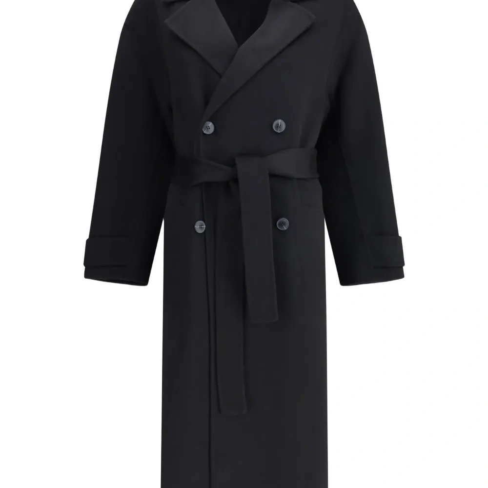 Двубортное пальто с поясом