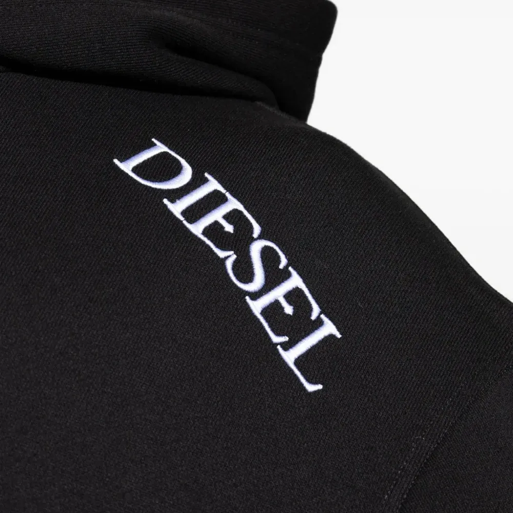 Толстовка с капюшоном и вышитым логотипом