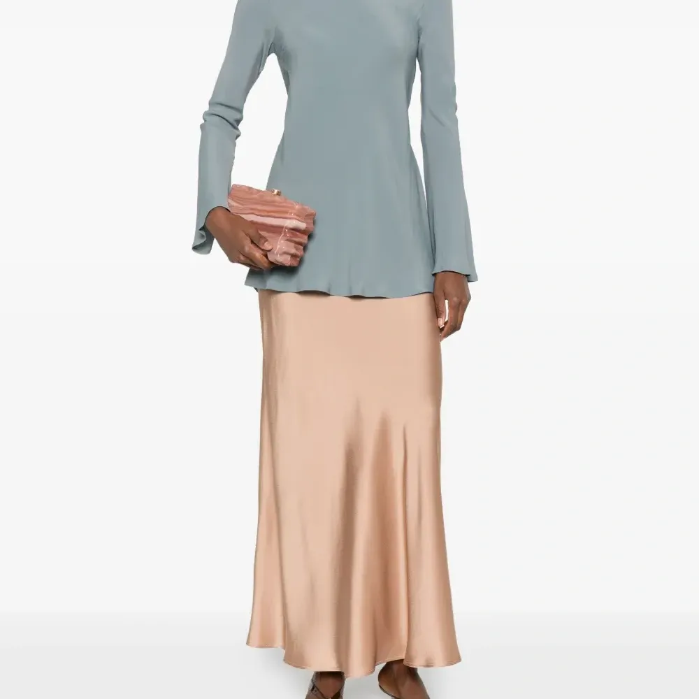 Атласная юбка Атласная юбка