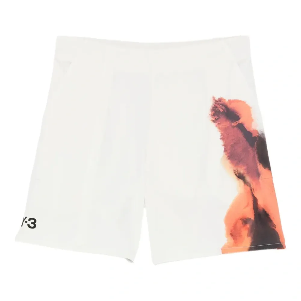 Спортивные шорты с абстрактным принтом Спортивные шорты с абстрактным принтом