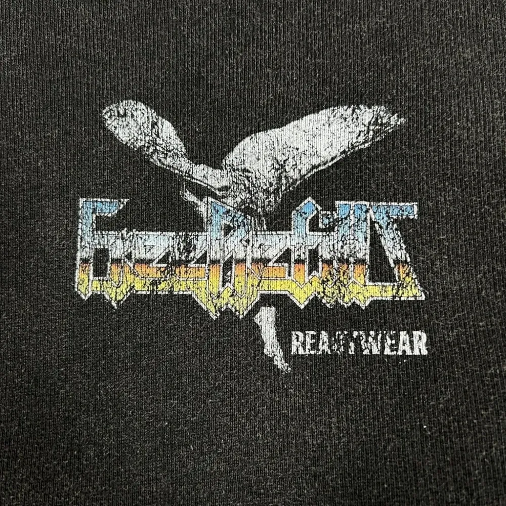 Футболка с графичным принтом