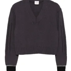 Свитер фактурной вязки с V-образным вырезом