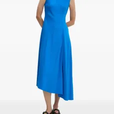 Платье асимметричного кроя с высоким воротником