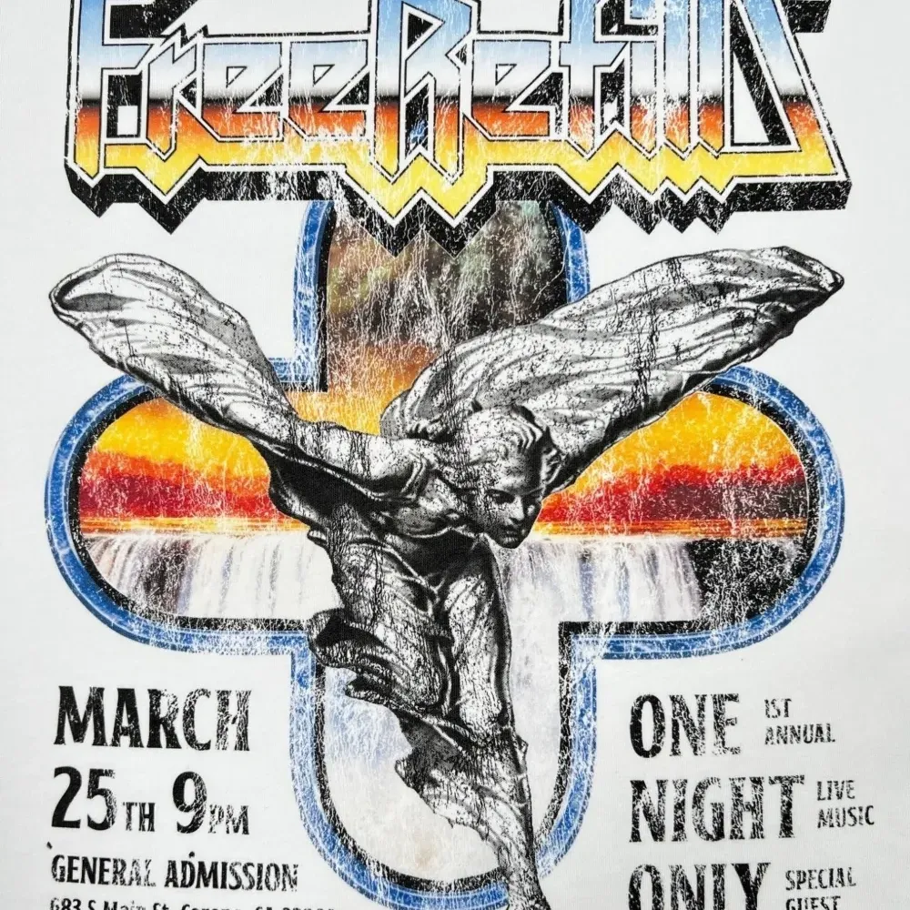 Футболка с графичным принтом