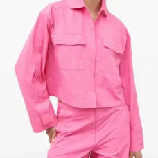 Топ с карманом на пуговице