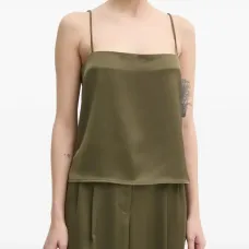 Топ с квадратным вырезом