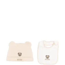 Комплект из шапки и нагрудника с вышивкой Комплект из шапки и нагрудника с вышивкой