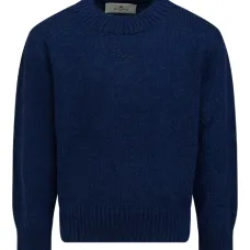 Свитер с вышитым логотипом