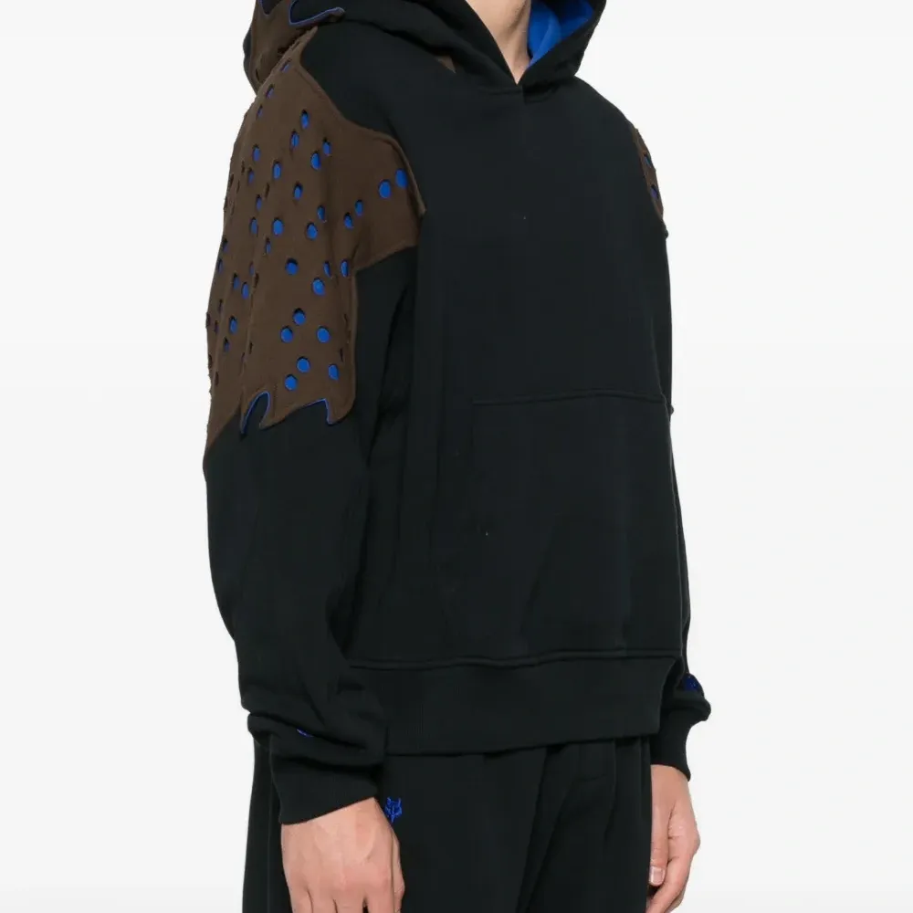 Флисовое худи с перфорированной вставкой