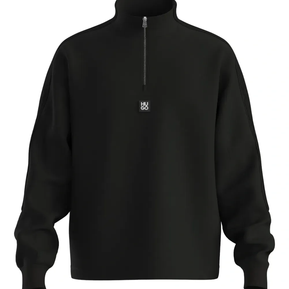 Свитер с воротником на молнии