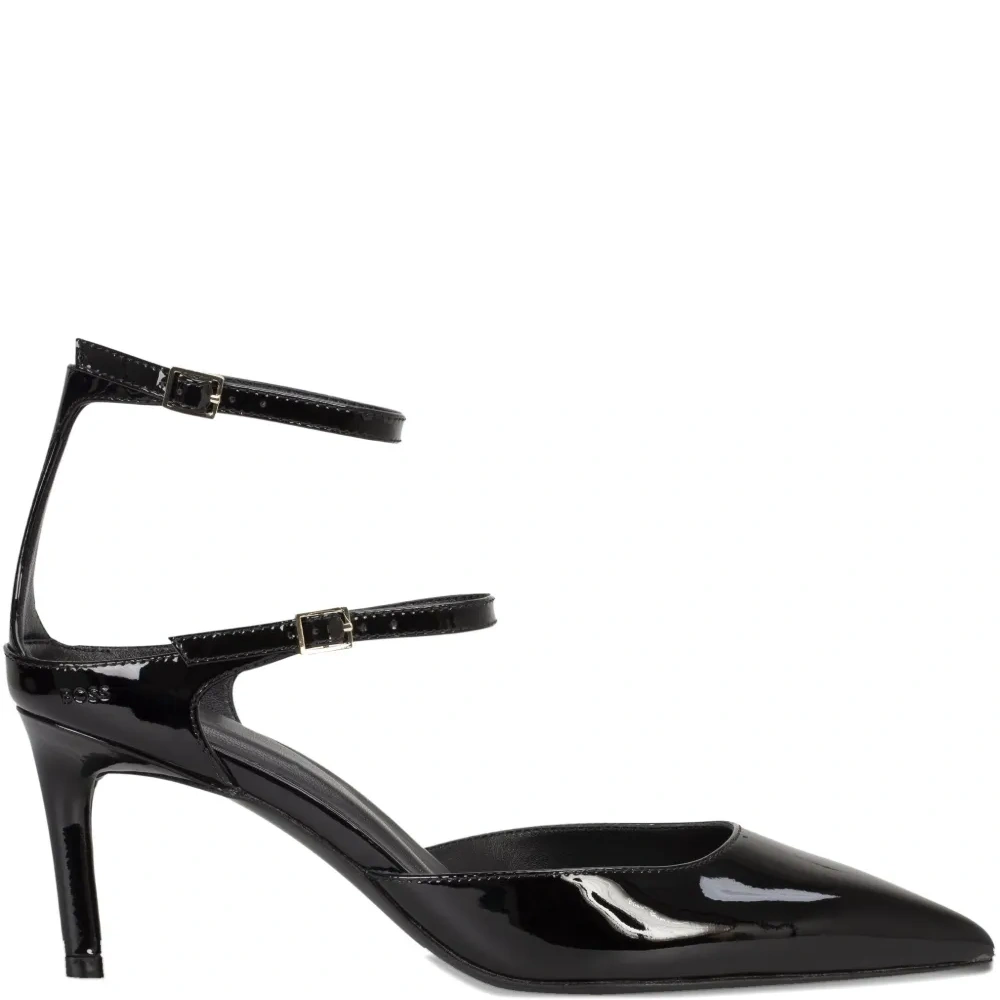 Лакированные туфли с пряжками