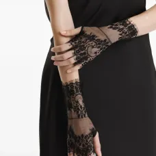 Перчатки-митенки с кружевом