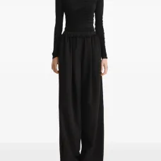 Топ с высоким воротником и драпировкой