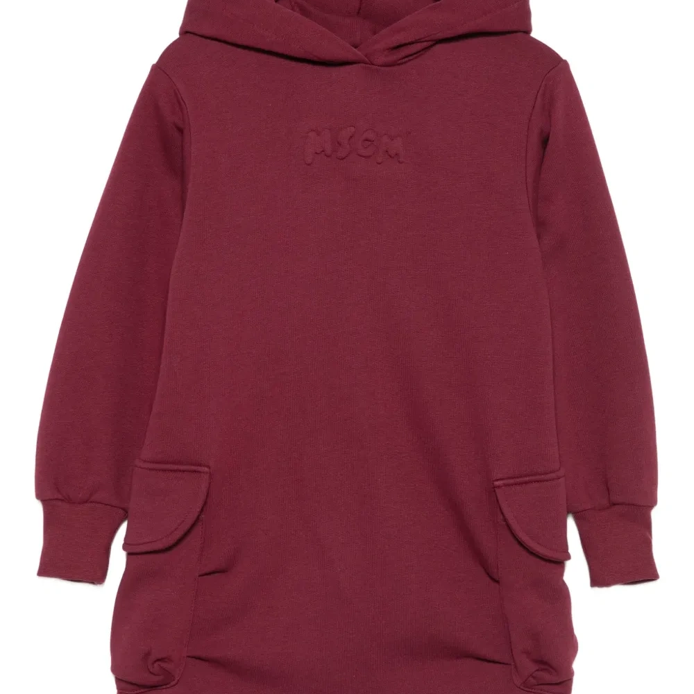 Платье с капюшоном