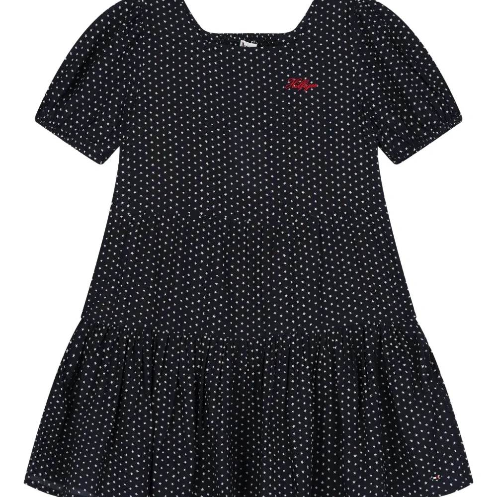 Платье с вышитым логотипом