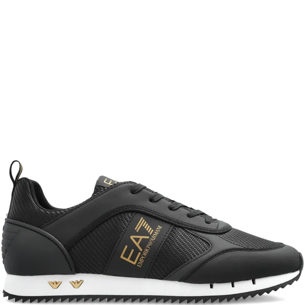 Кроссовки с логотипом