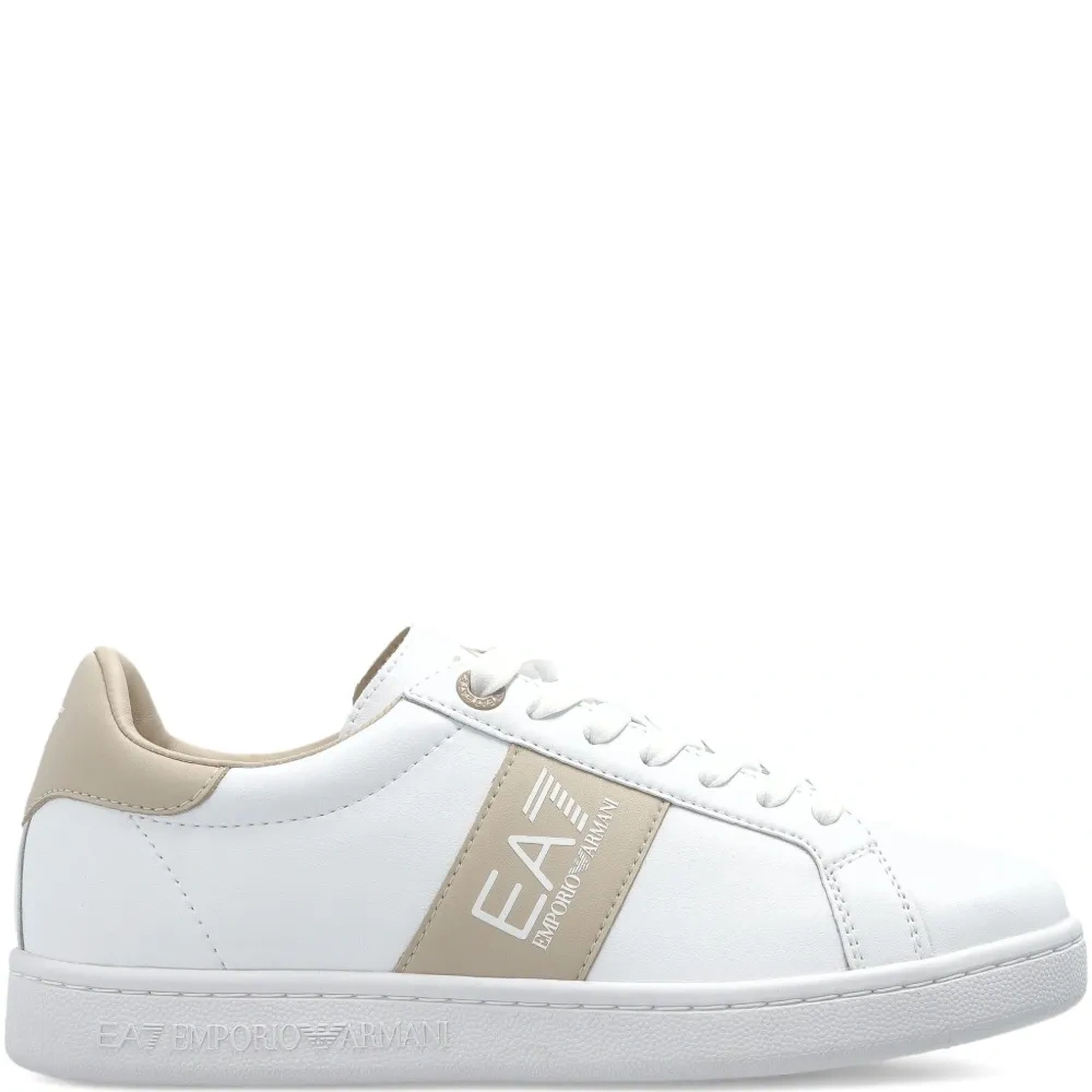 Кроссовки с логотипом