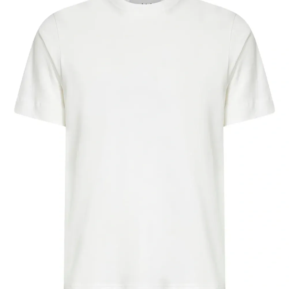 Футболка с круглым вырезом Футболка с круглым вырезом