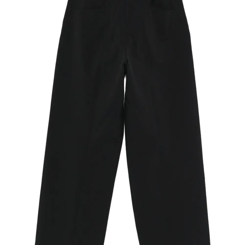 Брюки с карманами