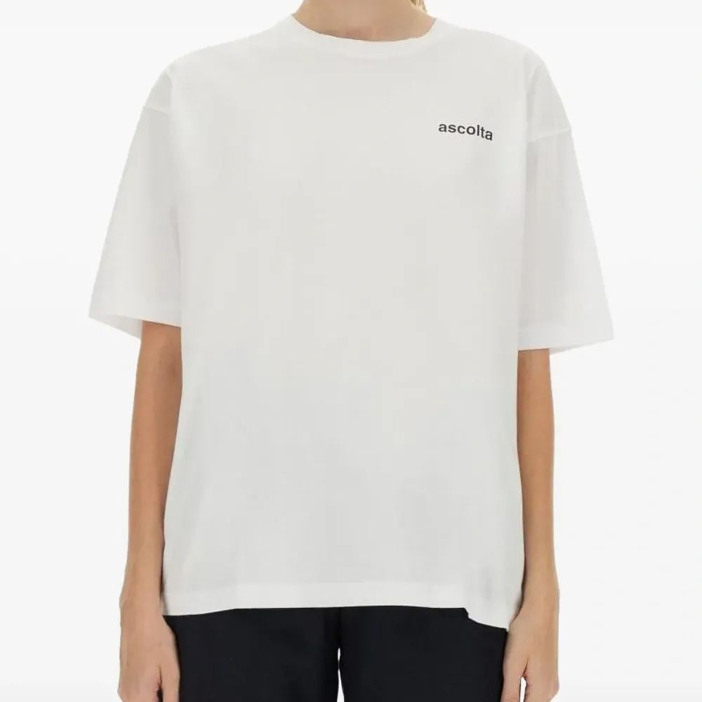 Футболка с круглым вырезом