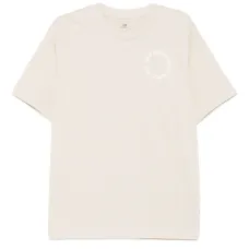 Футболка с логотипом