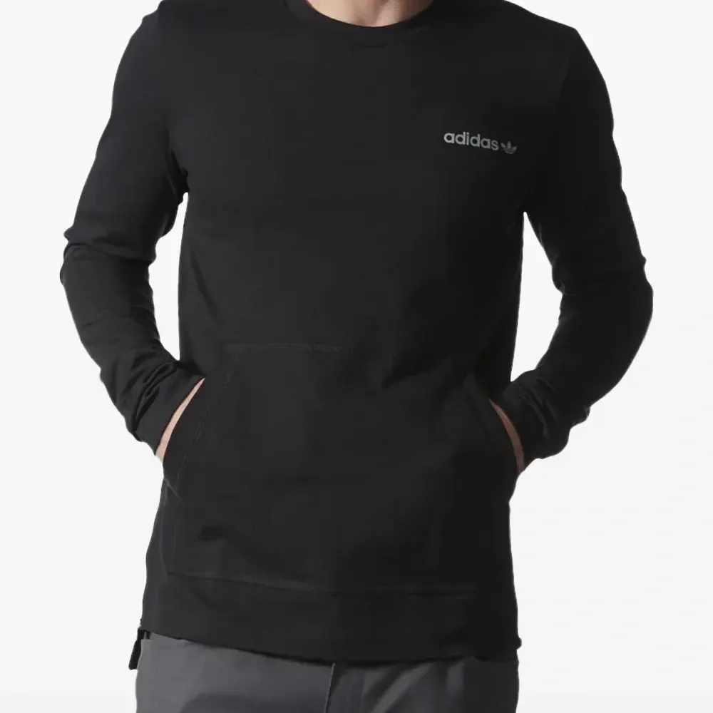 Футболка с длинными рукавами Футболка с длинными рукавами