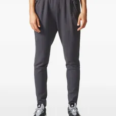 Зауженные спортивные брюки