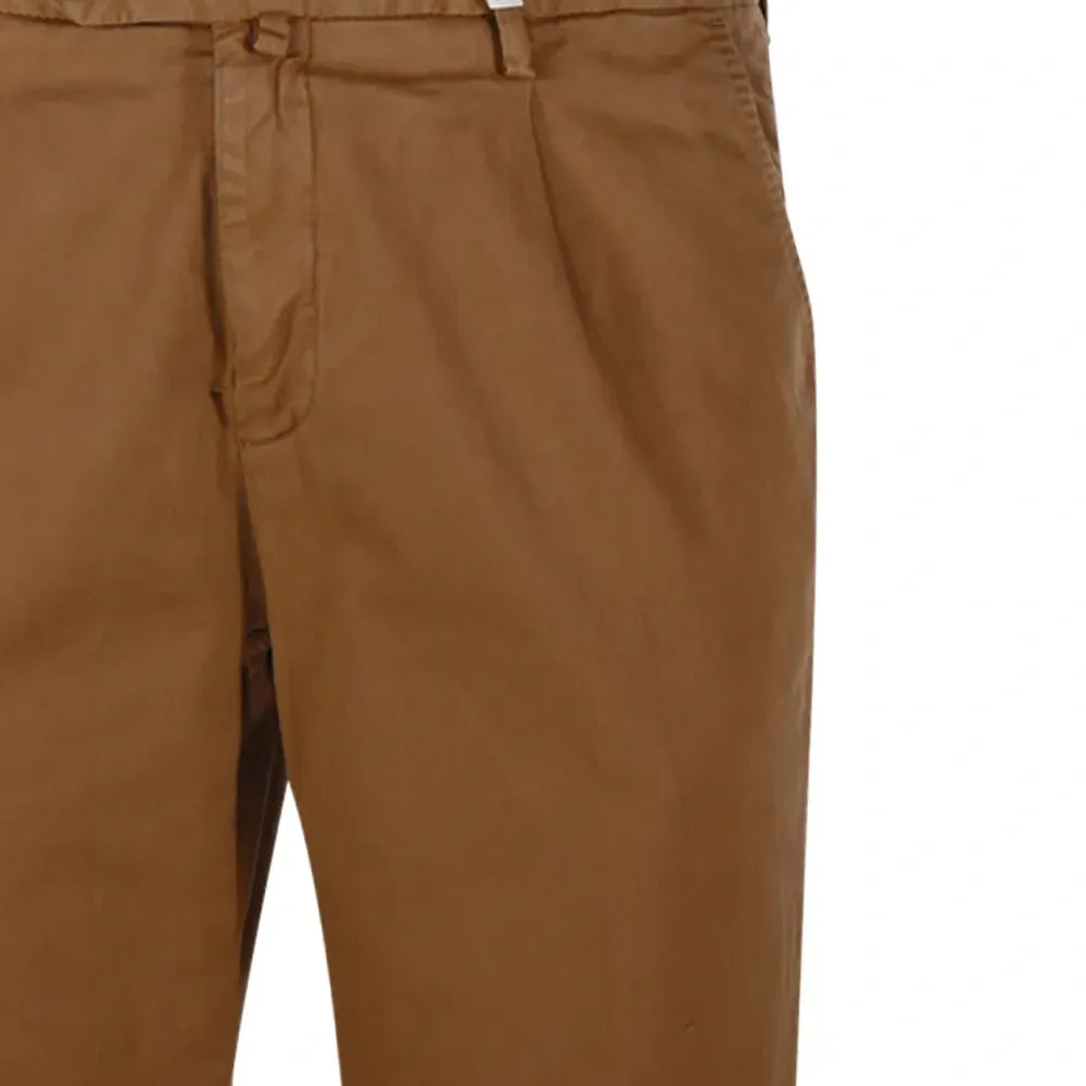 Брюки прямого кроя со складками Брюки прямого кроя со складками