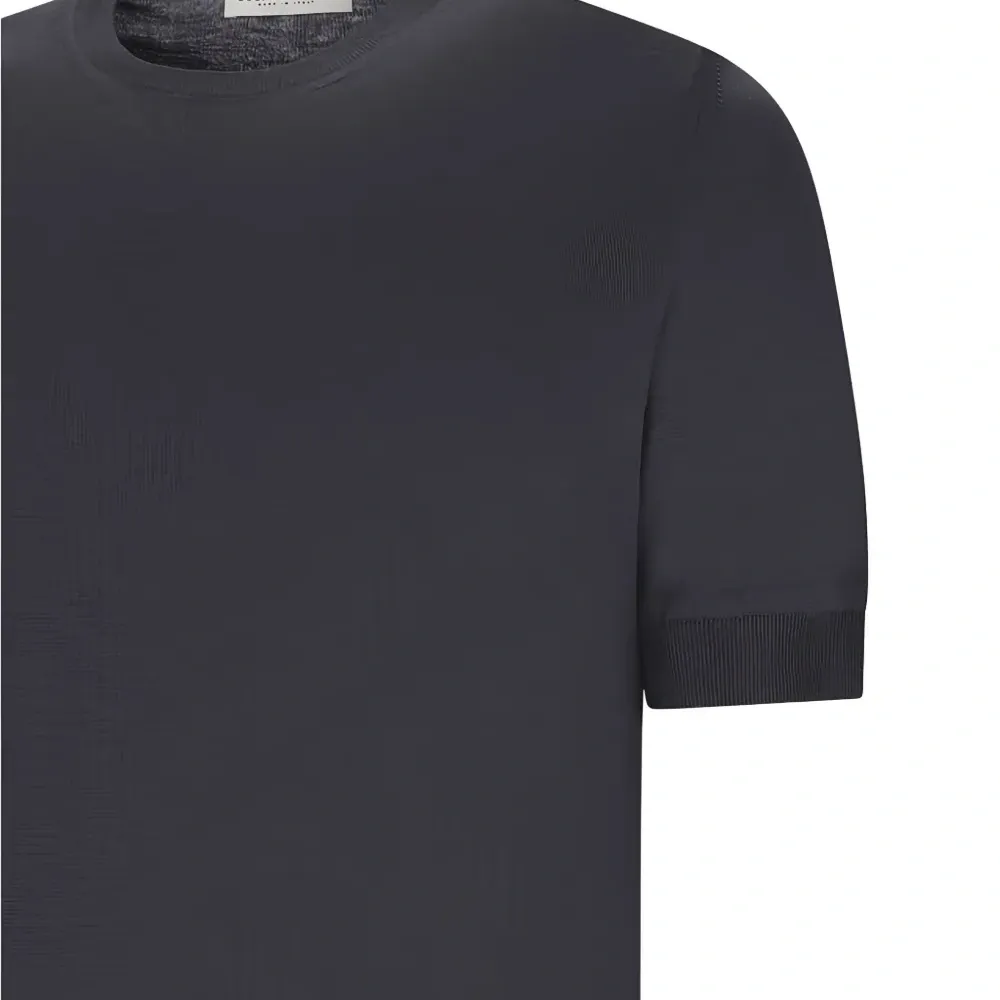 Футболка с короткими рукавами и круглым вырезом