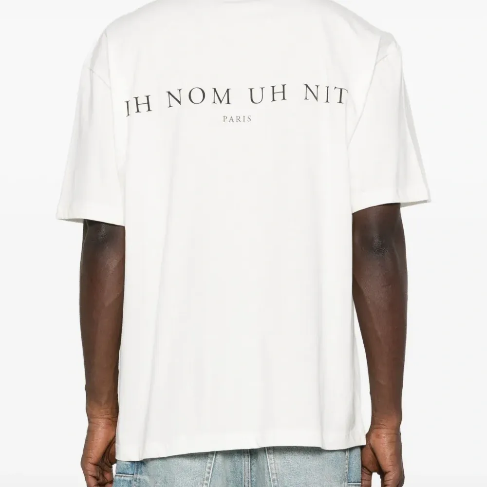 Футболка с графическим принтом